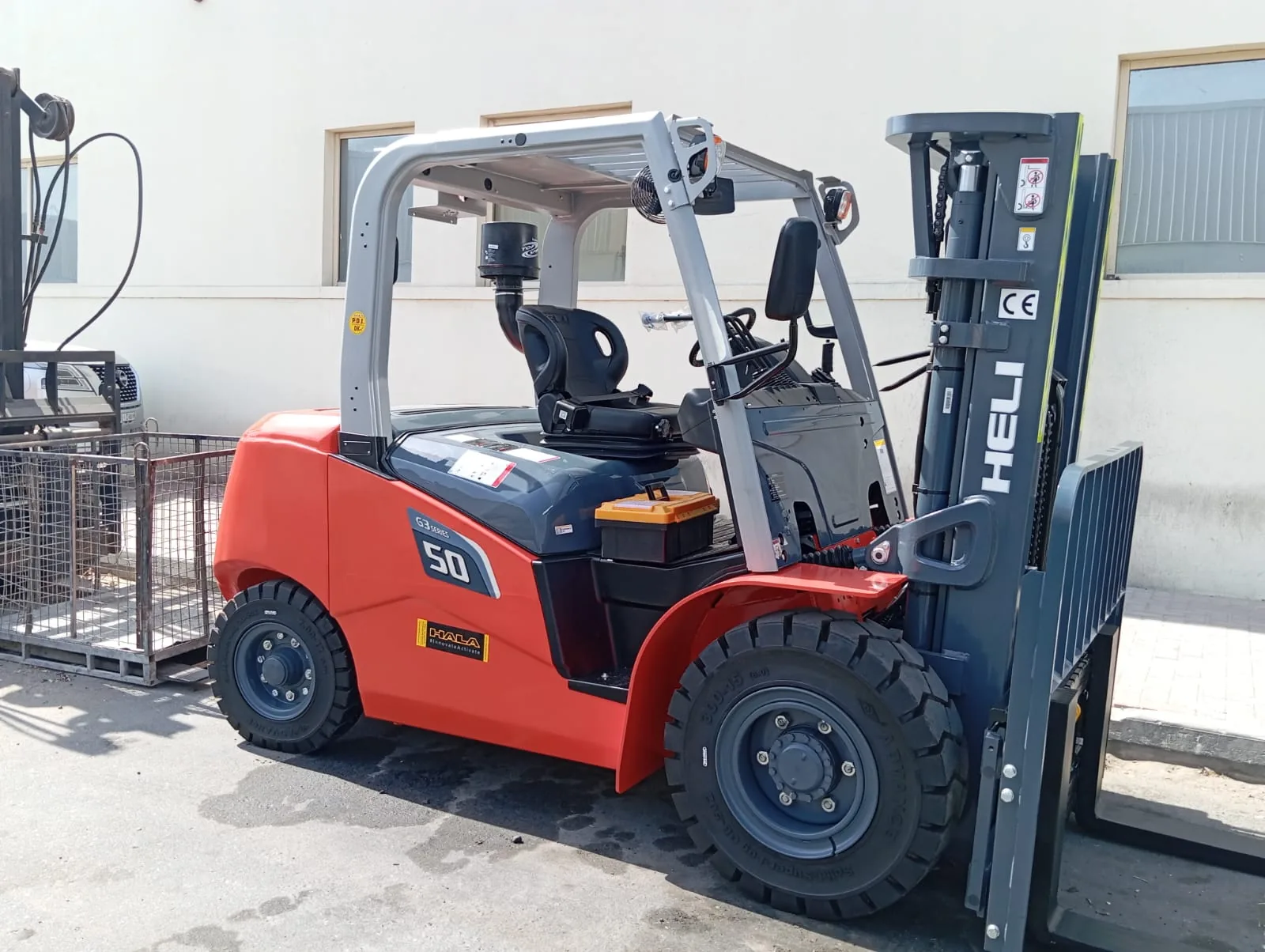 HELI forklift on location