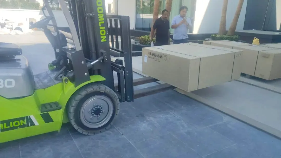 Zoomlion forklift handling material at a work site